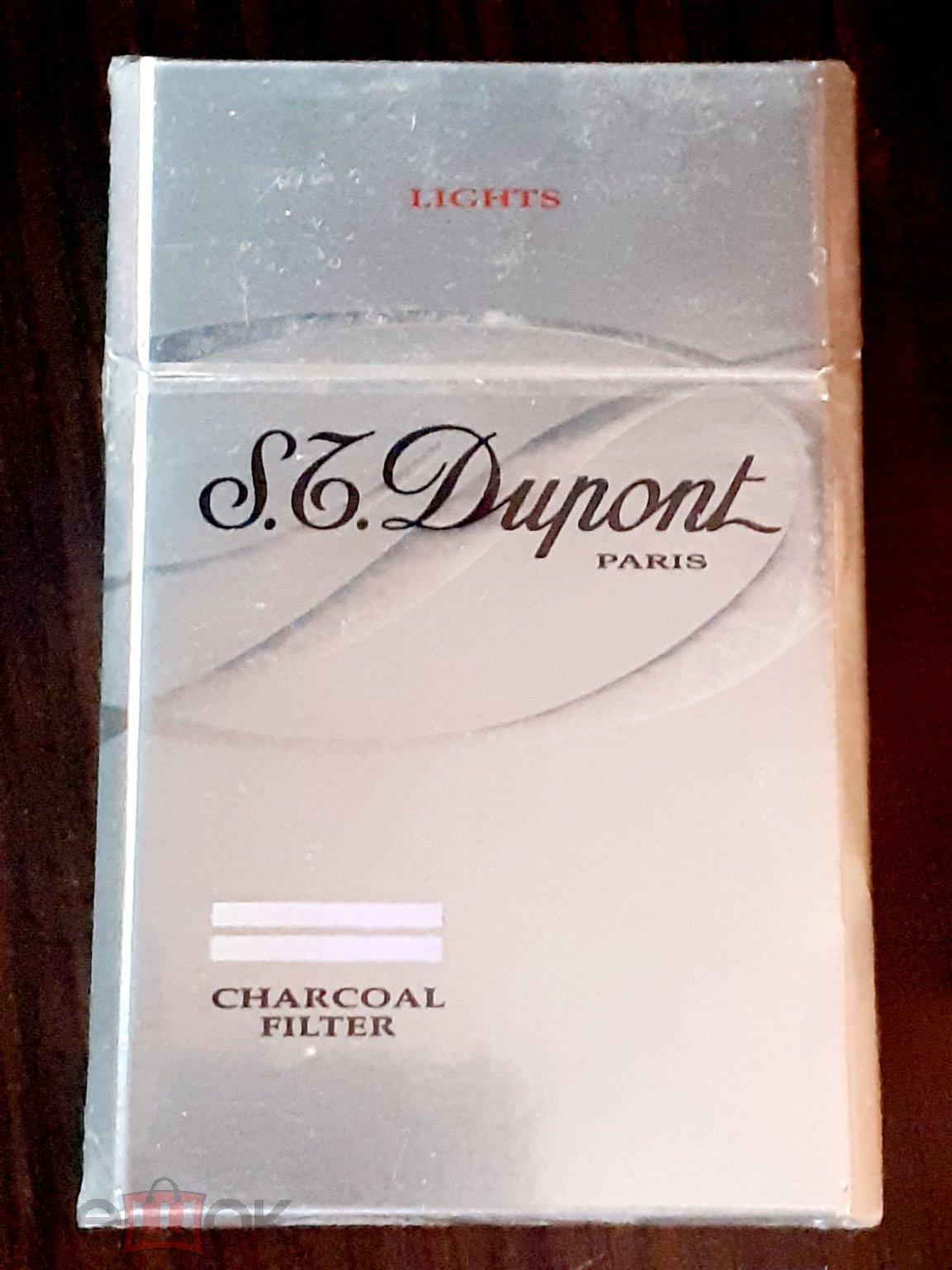 упаковка от сигарет S. T. DUPONT