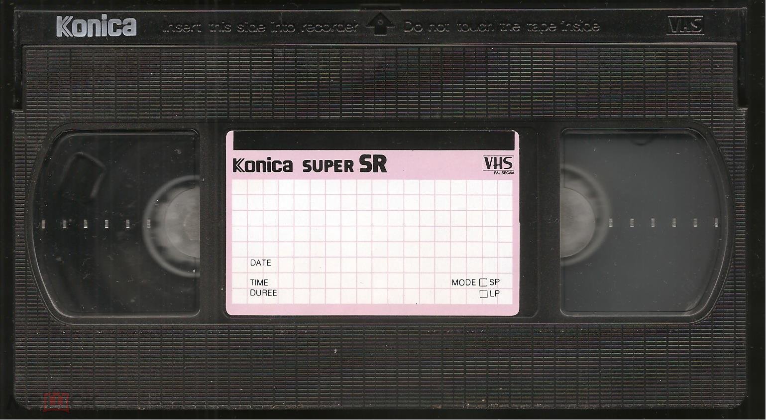 VHS: Konica SR E-180 с записью фильмов ДОМ НОЧНЫХ ПРИЗРАКОВ / КЛЮЧ ОТ  ТАЙНОЙ КОМНАТЫ. на Мешке (изображение 1)